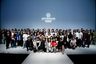 电子科技 引领未来世界的无形巨擘